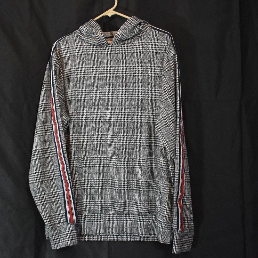 VSTR PREMIUM MENS HOODIE SZ M? (SEE MEASUREMENTS)